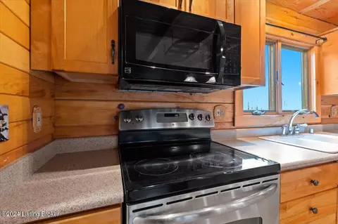 Kitchen - 169 Locust Ln, Pendleton, KY 40055 photo 5 of 5