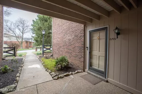 6701 Gunston Ln #H1, Prospect, KY 40059