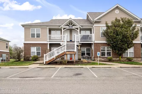 9005 Falcon Crest Ct #217, Louisville, KY 40219