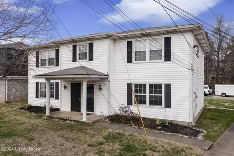 8327 Damascus Cir, Louisville, KY 40228