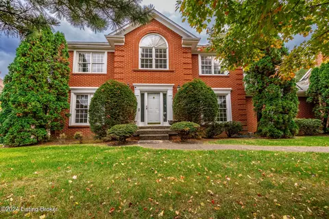 8614 Glenfield Way, Louisville, KY 40241