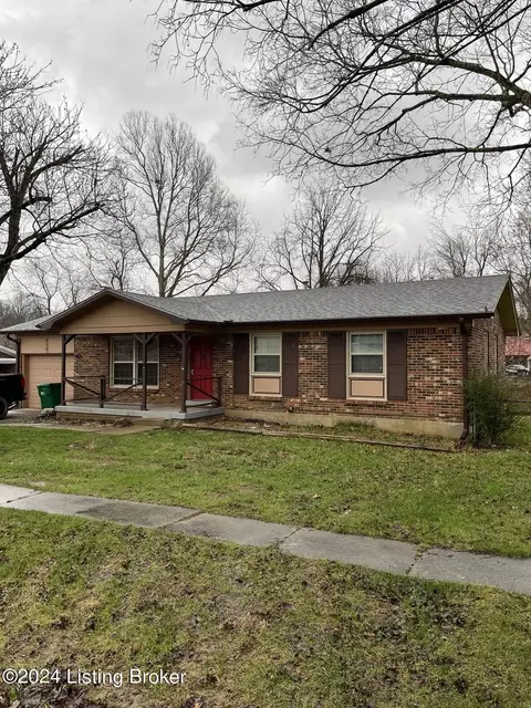 310 Redmar Blvd, Radcliff, KY 40160