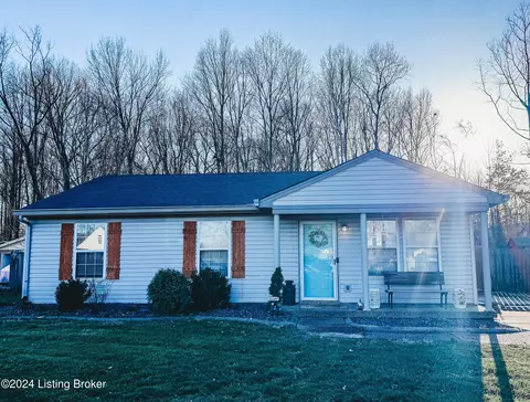 9210 Sissone Dr, Fairdale, KY 40118