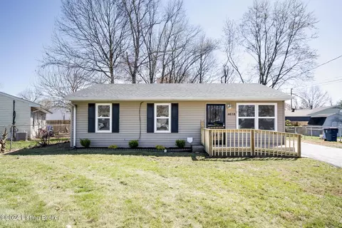 4618 Shasta Trl, Louisville, KY 40213