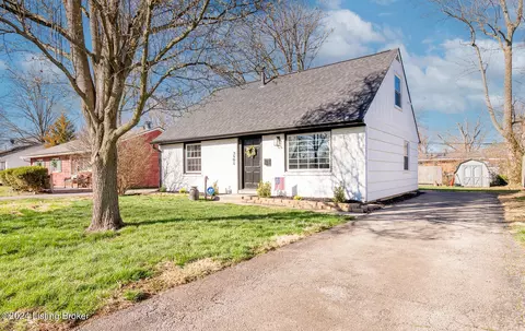3402 Emerald Dr, Jeffersontown, KY 40299