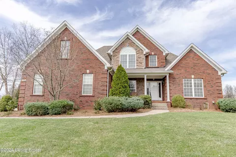 6600 Arbor Ridge Dr, Crestwood, KY 40014