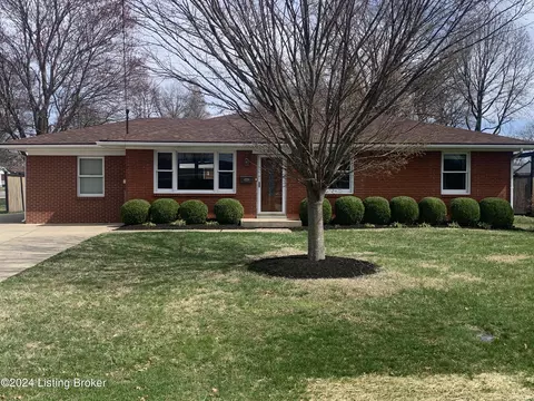 8701 Denise Dr, Louisville, KY 40219