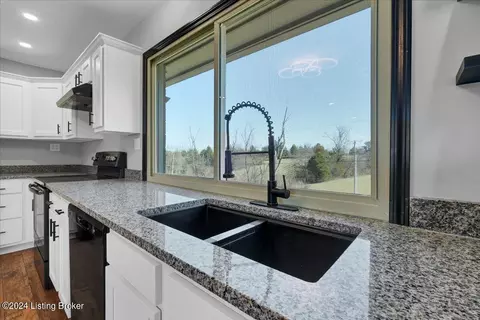 Kitchen - 211 Wolfpen Rd, Pendleton, KY 40055 photo 2 of 3