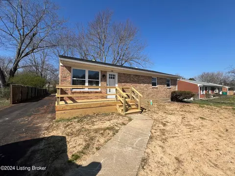 2705 Lavon Ct, Radcliff, KY 40160