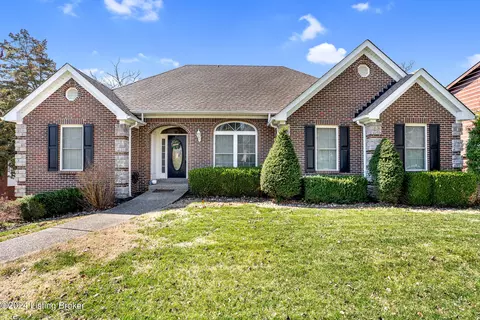 420 Wood Springs Rd, La Grange, KY 40031