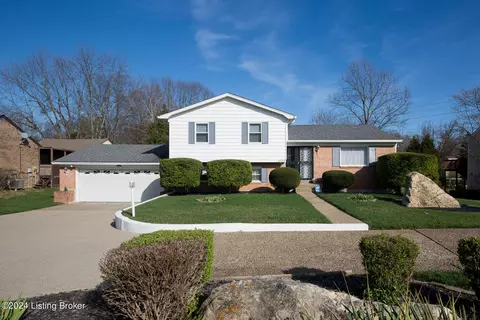 4703 Stony Brook Dr, Jeffersontown, KY 40299