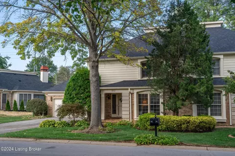 5803 Coach Gate Wynde, Louisville, KY 40207