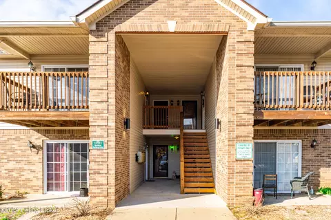 11911 Tazwell Dr #5, Louisville, KY 40245