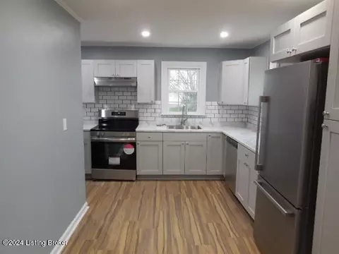 Kitchen - 177 N 42 Loop, Pendleton, KY 40055 photo 1 of 4
