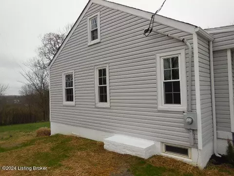 Exterior - 177 N 42 Loop, Pendleton, KY 40055 photo 5 of 10