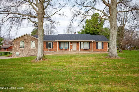 5228 Orphan Ln, Shelbyville, KY 40065