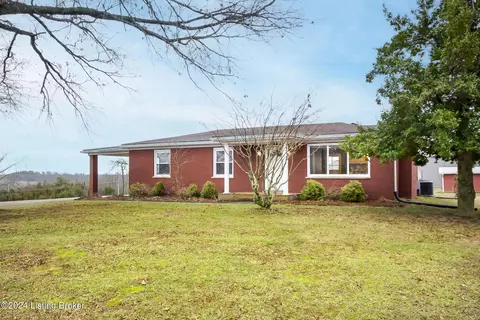 201 Waterford Rd, Mount Washington, KY 40047