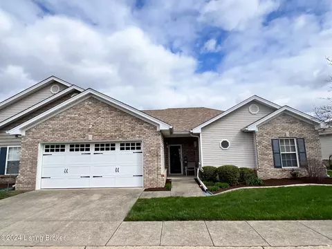 5217 Savannah Springs Dr, Louisville, KY 40219
