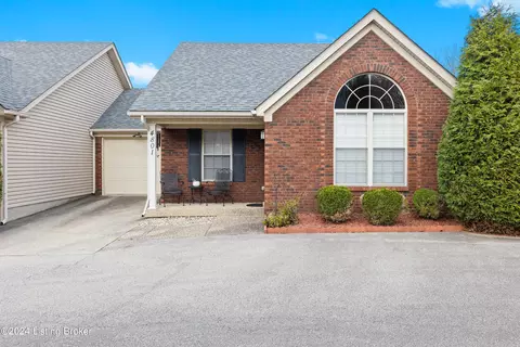 4801 Edge Ridge Rd, Louisville, KY 40258
