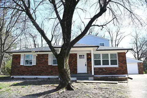 3304 Buckeye Ct, Louisville, KY 40216