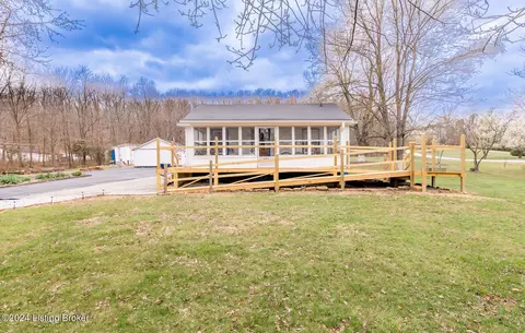 301 Coral Ridge Rd, Shepherdsville, KY 40165