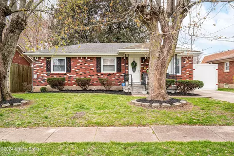 3402 Bridwell Dr, Louisville, KY 40216