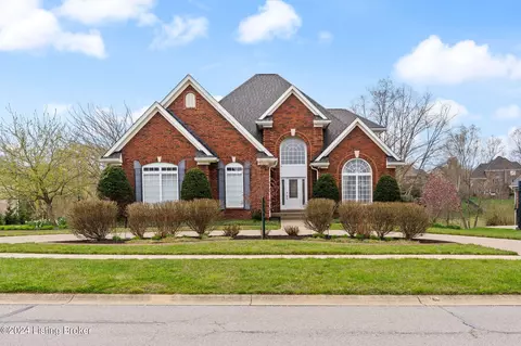 12802 Ridgemoor Dr, Prospect, KY 40059