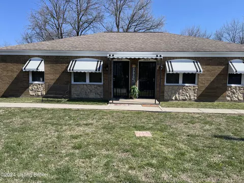 8821-8823 Wimsatt Way, Louisville, KY 40291