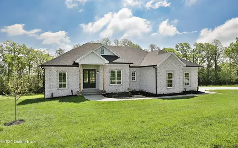 100 S Stallard Dr, Shelbyville, KY 40065