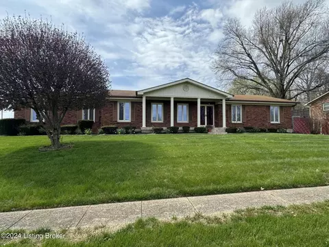 9010 Shevie Dr, Louisville, KY 40272