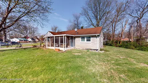 9419 Cavalcade Ave, Louisville, KY 40272