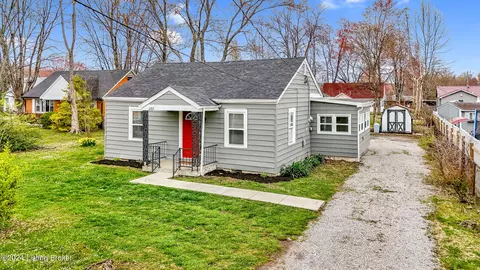 3703 S Park Rd, Louisville, KY 40219