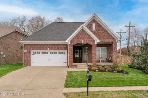 9300 Cross Meadows Cir, Louisville, KY 40291
