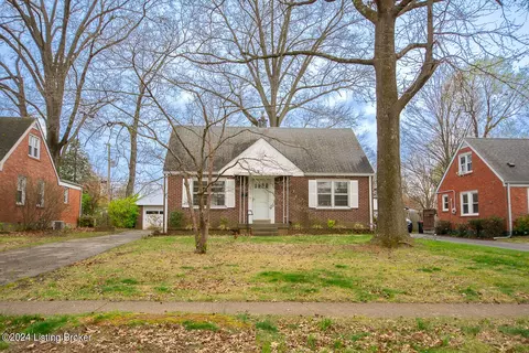 2832 Yorkshire Blvd, Louisville, KY 40220