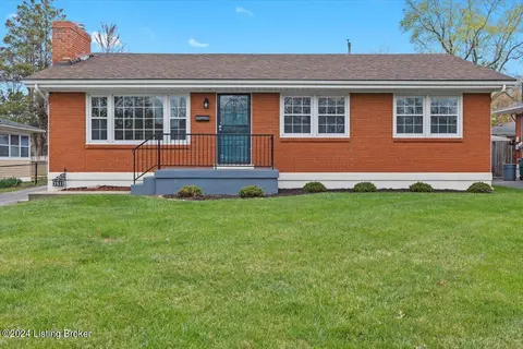 3511 Capri Dr, Louisville, KY 40218