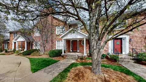 710 Windsor Keep Dr, Louisville, KY 40222