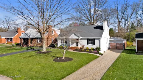 4607 Blenheim Rd, Louisville, KY 40207