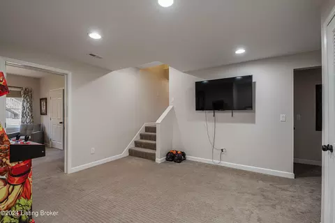 Other - 3533 Lafayette Pkwy, Floyds Knobs, IN 47119 photo 7 of 10