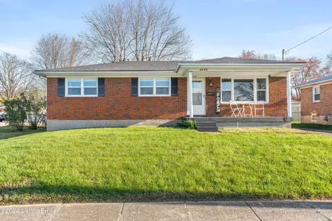 2303 Quinn Dr, Louisville, KY 40216