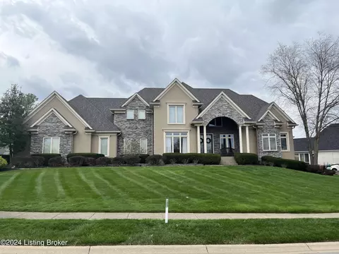 2212 Arnold Palmer Blvd, Louisville, KY 40245