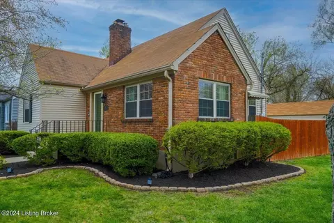 4199 Blenheim Rd, Louisville, KY 40207