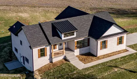 1812 Hochstrasser Rd, Fisherville, KY 40023