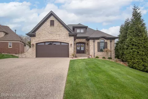 5016 Carriage Pass Pl, Louisville, KY 40299