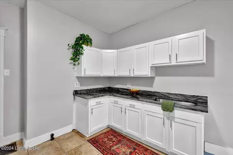 2245 Date St, Louisville, KY 40210