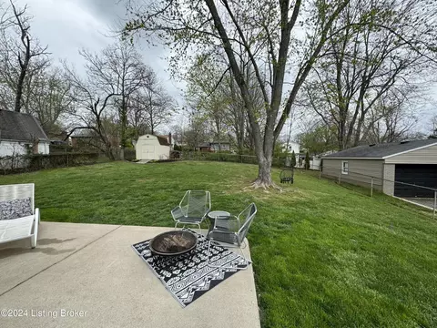 Exterior - 12517 Farmbrook Dr, Louisville, KY 40243 photo 4 of 4