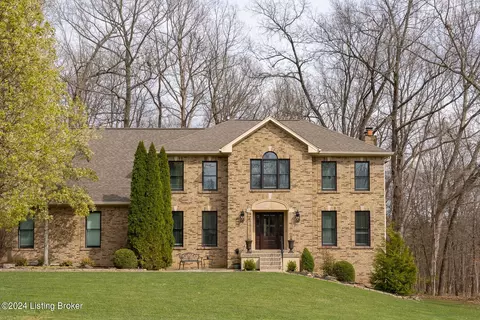 7705 Cambridge Ct, Crestwood, KY 40014
