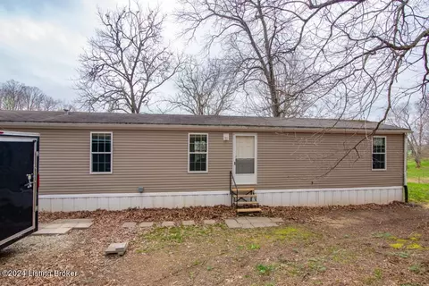 Exterior - 2824 Stringtown Rd, Guston, KY 40142 photo 6 of 7