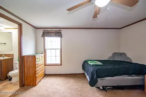 Bedroom - 2824 Stringtown Rd, Guston, KY 40142 photo 2 of 5