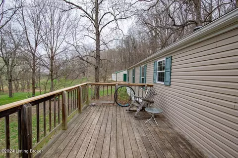 Exterior - 2824 Stringtown Rd, Guston, KY 40142 photo 5 of 7