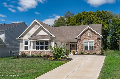 10519 Vista View Dr, Louisville, KY 40291